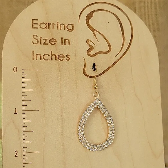 🔥LAST PAIR🔥 Stunning Crystal Teardrop Statement Earrings - Picture 4 of 7